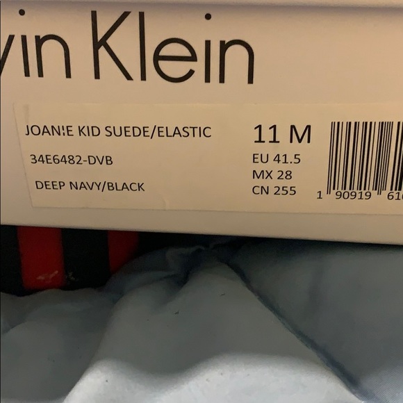 CALVIN KLEIN JOANIE SUEDE ANKLE BOOTIE 11 NWOT NIB - Picture 8 of 10